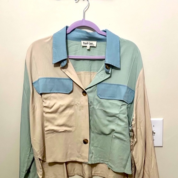 cropped color-blocked top - Picture 2 of 4